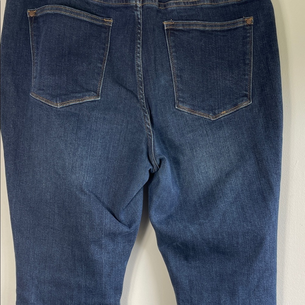 Judy Blue Dark Wash Distressed Skinny Jeans Size 18W - Picture 10 of 13